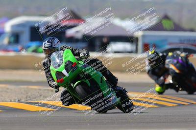 media/Oct-09-2022-SoCal Trackdays (Sun) [[95640aeeb6]]/Turn 2 (1110am)/